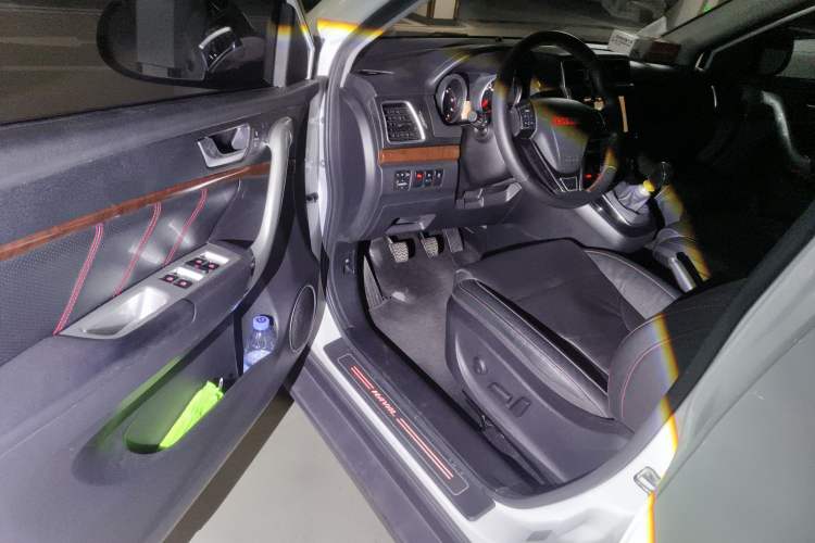 Used Haval H6 2014 Sport Edition 2.0T Diesel Manual 4x4 Elite Model
