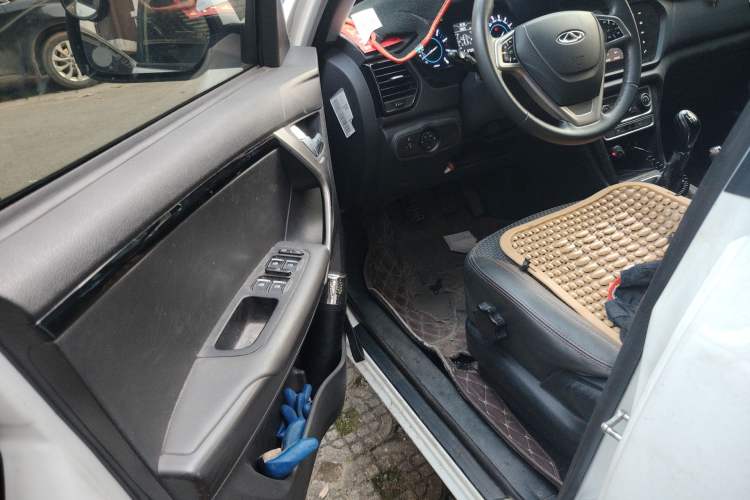 Used Chery Tiggo 3 2016 1.6L Manual ZhiShang Edition