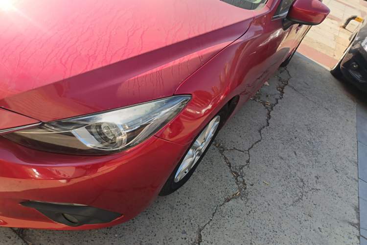 Used Mazda Mazda 3 Axela 2016 Sedan 1.5L Automatic Comfort Model
