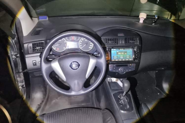 Used Nissan Tiida 2011 1.6L CVT Smart Version Steering Wheel