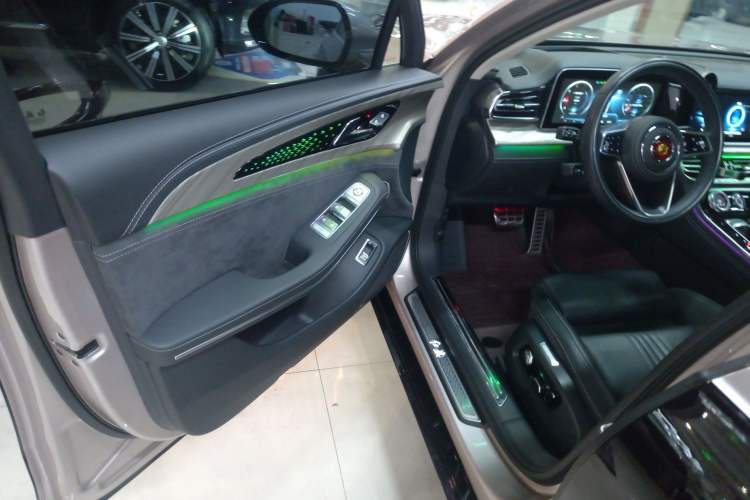 Used Hongqi H9 2020 3.0T Smart Connect Flagship Four-Seat Version Driver Seat