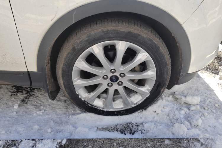 Used Ford Kuga 2013 1.6L GTDi Two-Wheel-Drive Trend Model