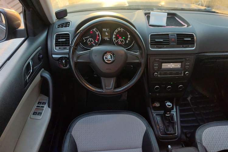 Used Skoda Yeti 2016 1.4TSI DSG Advanced Edition Steering Wheel