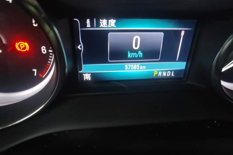 Used Buick Envision 2018 28T Four-Wheel Drive Elite Version Odometer Close Up