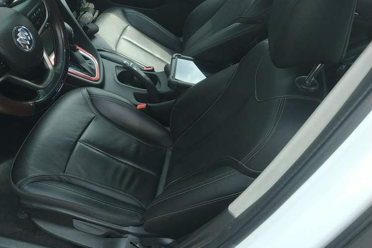 Used Buick GT 2019 18T Automatic Connected Elite Model China V Standard Left Front Seat