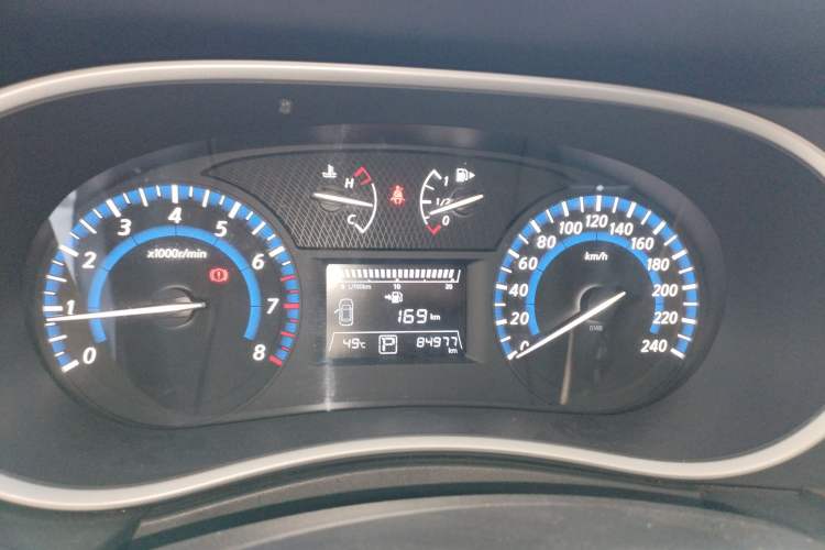 Used Venucia T90 2018 2.0L CVT Smart Connect Luxury Edition China V Standard
