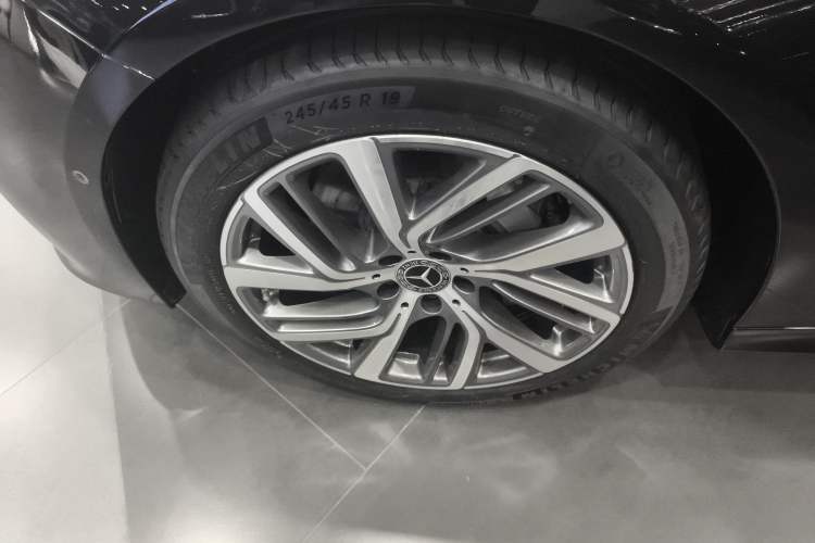 Used Mercedes-Benz E-Class 2025 E 300 L Stylish Model