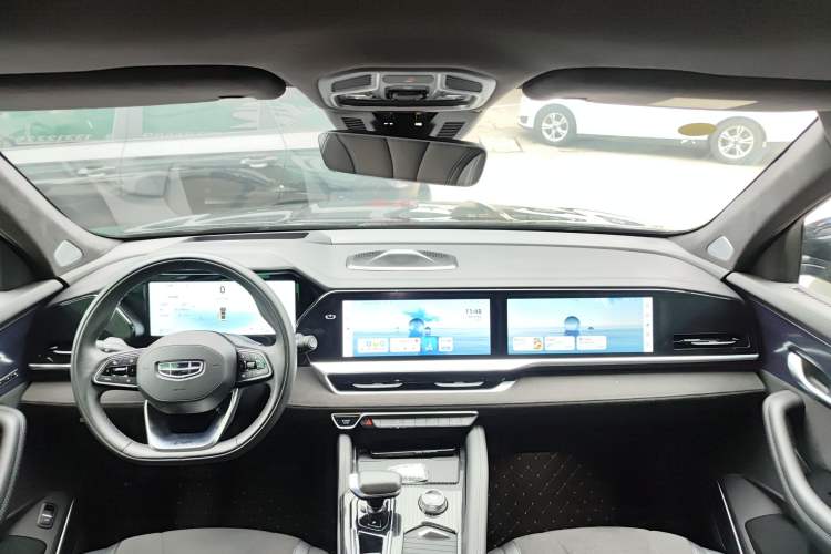 Used Geely Auto Monjaro L 2024 2.0TD High-Power Automatic Two-Wheel Drive Skyline Edition
