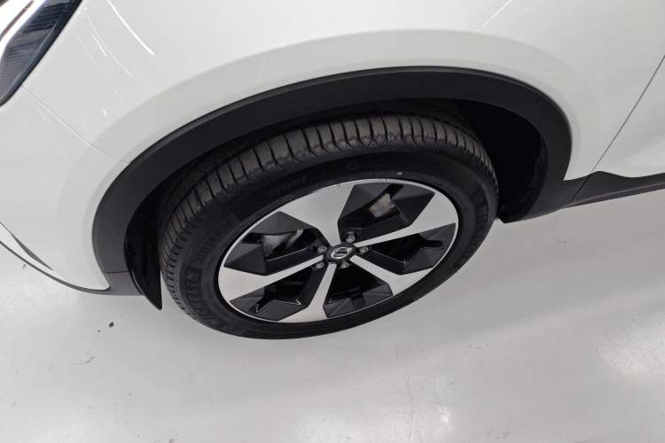 Used Volvo XC40 2024 B4 4x4 Smart Luxury Edition