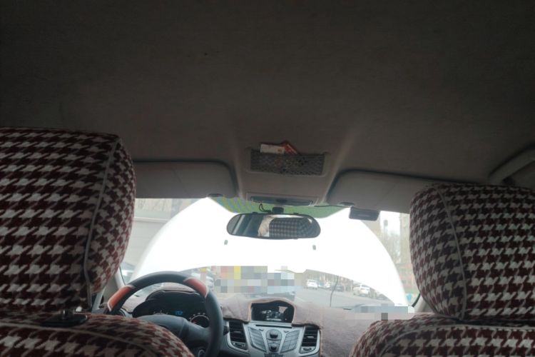 Used Ford Fiesta 2013 Hatchback 1.5L Manual Fashion Edition
