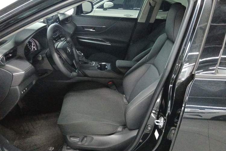 Used Toyota Venza 2023 2.0L CVT Two-Wheel Drive Luxury Edition
