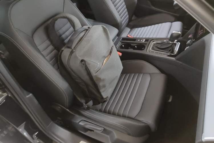 Used Volkswagen Magotan 2025 Zhongxiang Version 280TSI DSG Comfort Edition