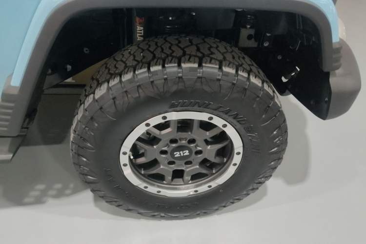 Used 212 T01 2025 2.0T Changfeng
