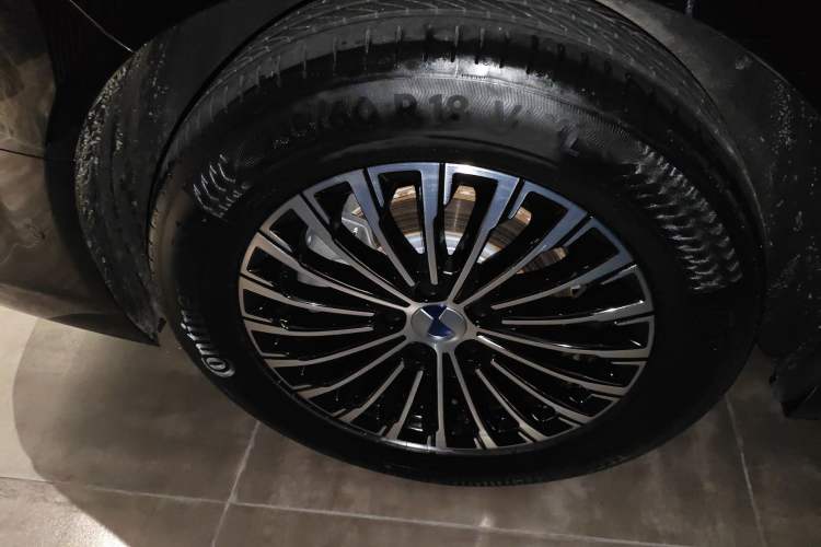 Used Denza D9 2022 DM-i 970 Four-Wheel Drive Flagship Model