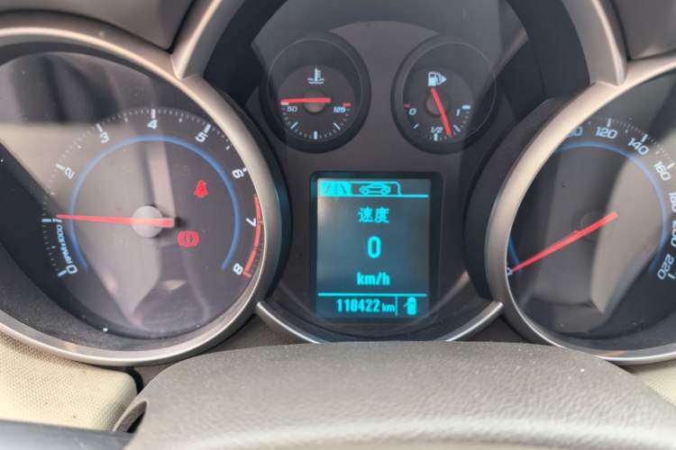 Used Chevrolet Cruze 2015 1.5L Classic SE MT Instrument Cluster