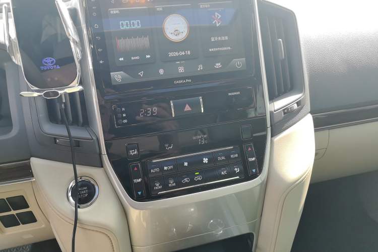 Used Toyota Land Cruiser 