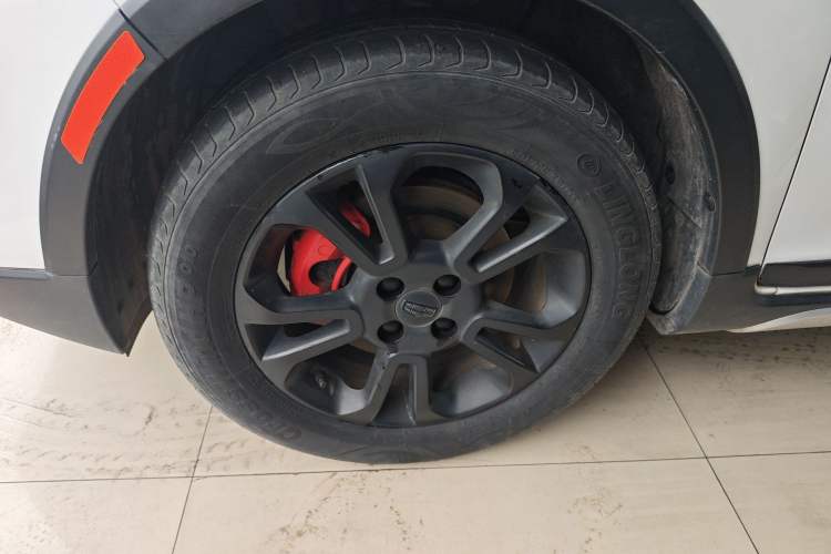 Used Geely Auto Vision X3 2017 1.5L Automatic Luxury Model Left Front Wheel Hub