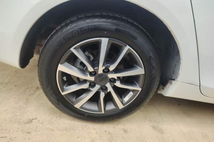 Used Geely Auto Emgrand 2019 Leading Edition 1.5L CVT Upward-Connected Model China VI Standard
