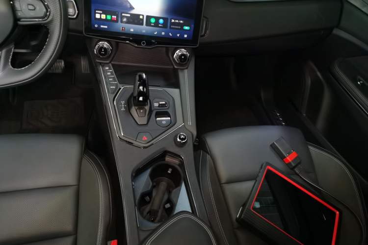 Used Lynk & Co 01 2023 2.0TD Four-Wheel Drive Dark Night Edition
