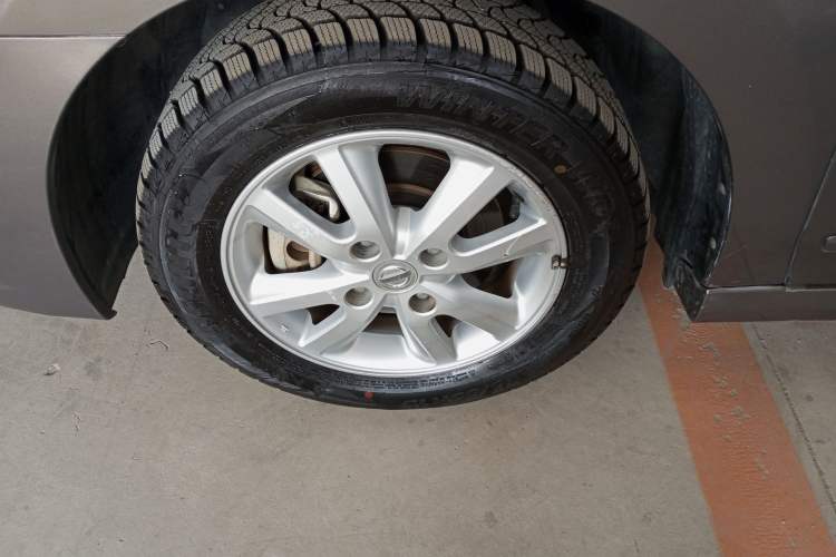 Used Nissan Sylphy 2016 Classic 1.6XE Automatic Leading Edition Left Front Wheel Hub