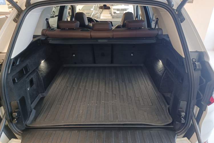 Used BMW X5 2020 xDrive40i XLine U.S. specification
