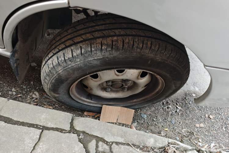 Used Jinbei Starfish A7 2011 1.0L Special Offer DL465Q3 Right Front Wheel Hub