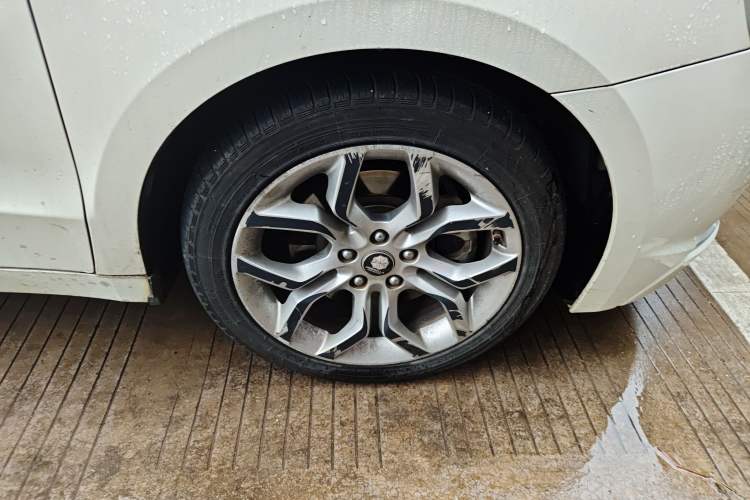 Used Geely Auto Emgrand GT 2015 1.8T Premium Model
