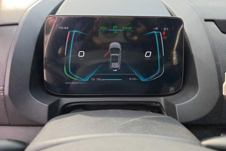 Used BYD Yuan New Energy 2019 EV535 Smart Connect Trendsetting Model