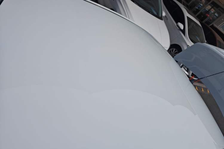 Used Hyundai Verna (older generation) 2014 1.4L Manual Smart GLS Trim Roof