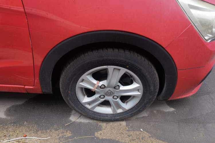 Used Baojun 310 2016 1.2L Manual Luxury Model Right Front Wheel Hub