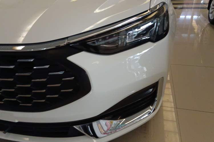 Used Ford Escort 2021 1.5L Automatic Diamond Edition