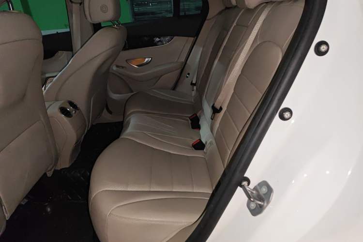 Used Mercedes-Benz GLC 2016 GLC 260 4MATIC Luxury Model Left Rear Seat