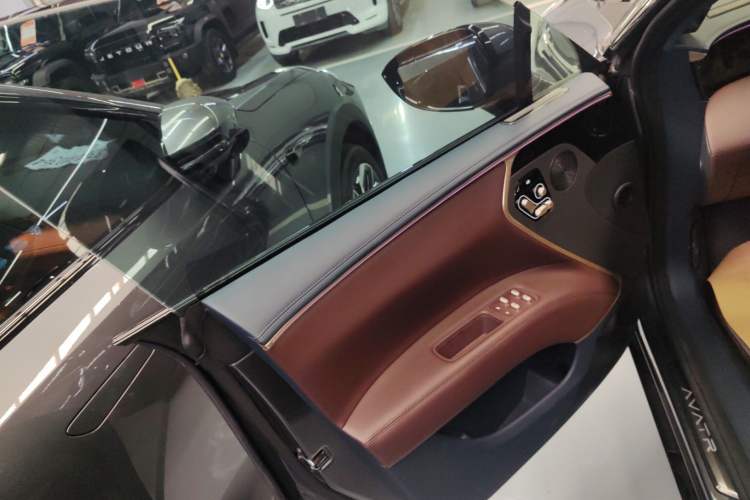 Used Avatr 11 2025 Ultra Extended-Range Edition