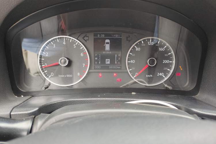 Used Yema T70 2016 1.8T CVT Elegant 7-Seater