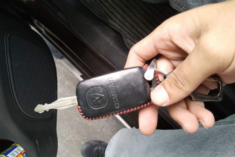 Used CHANGAN KAICHENG Oushang A600 2016 1.5L Manual Luxury 7-Seater
