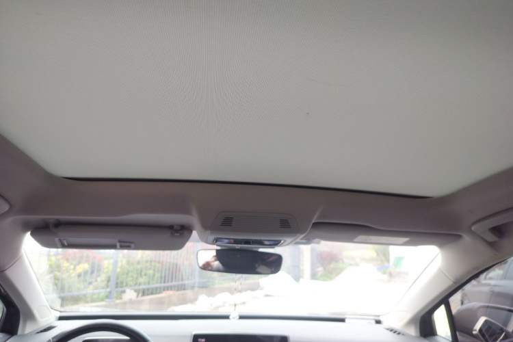 Used Volkswagen ID.6 CROZZ 2022 Long-Range PRO Edition Headliner