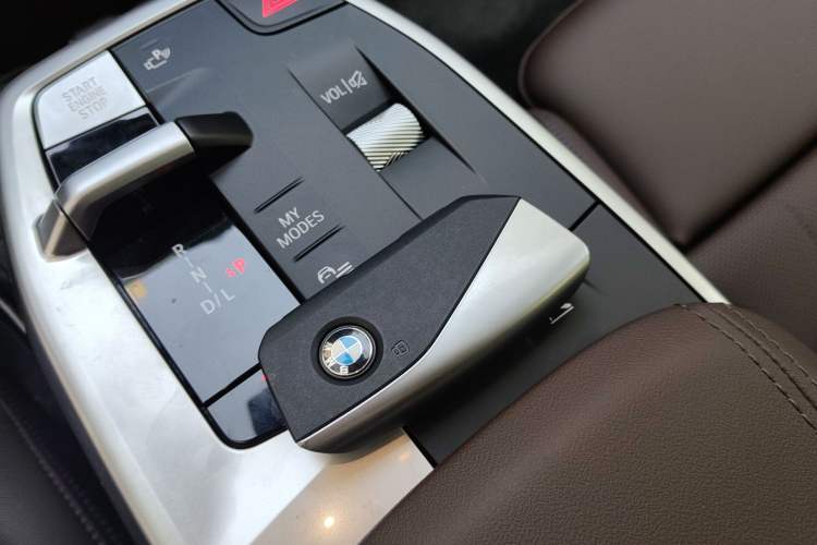 Used BMW X2 2024 sDrive25i M Sport Package Interior 1