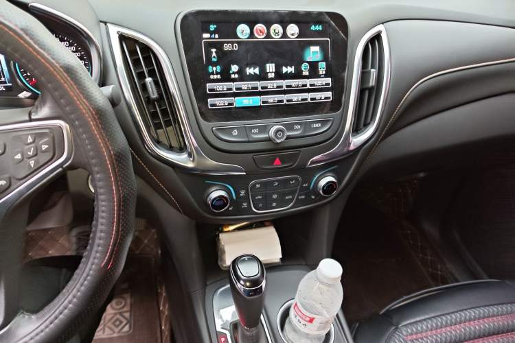 Used Chevrolet Equinox 2018 535T Automatic YuJie Edition