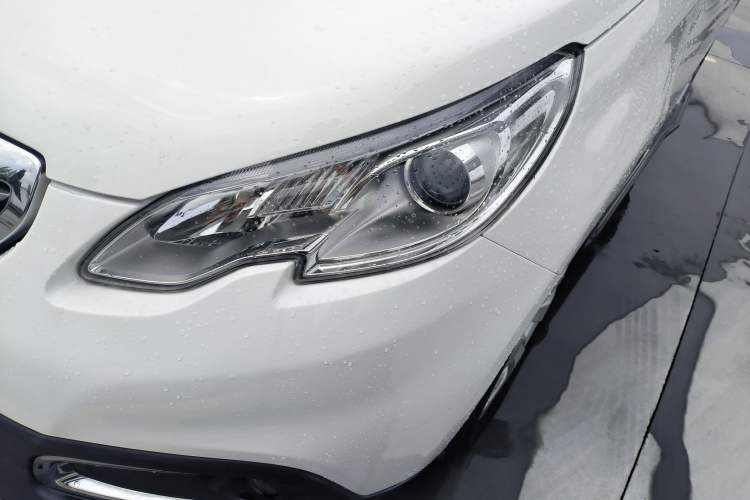 Used Peugeot 2008 2014 1.6L Automatic Fashion Edition
