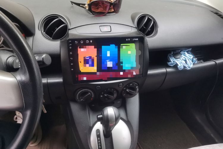 Used Mazda 2 2012 Hatchback Xuan Dong 1.5L Automatic Value Edition