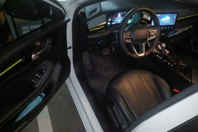 Used Roewe i5 2021 Revised Version 1.5L CVT Diamond Edition
