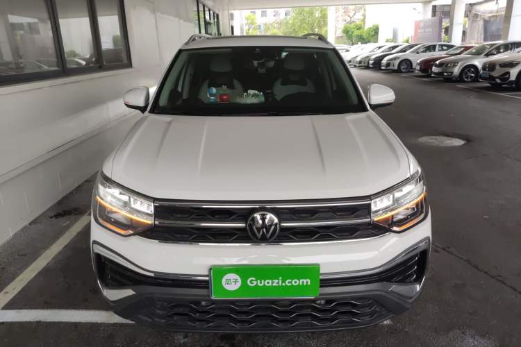 Used Volkswagen Tharu 2024 300TSI Two-Wheel-Drive Moonlight Edition