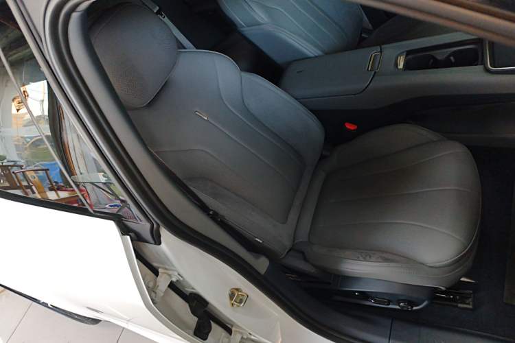 Used Lynk & Co 07 2024 EM-P 126 Long-Range Ultra
