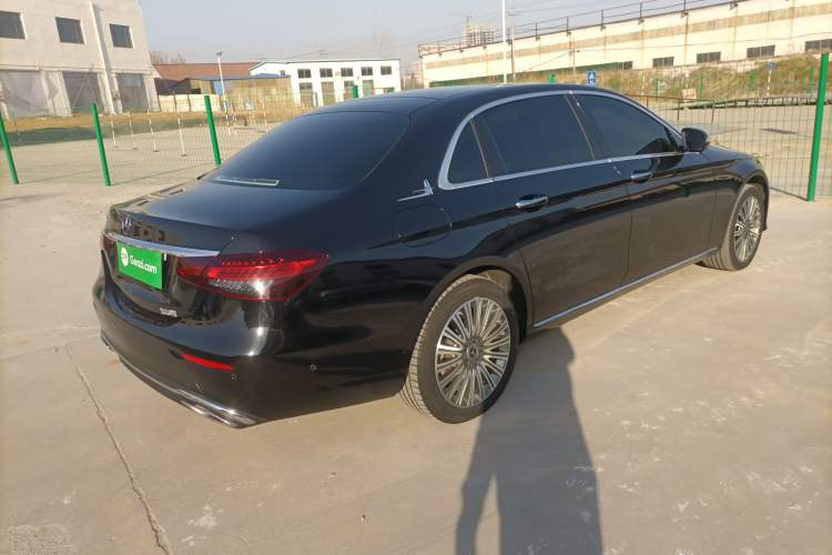 Used Mercedes-Benz E-Class 2022 E 260 L
