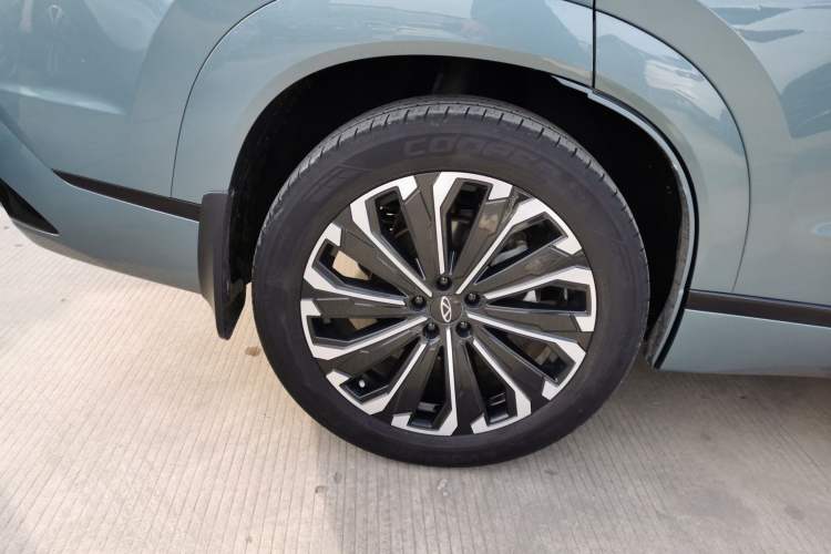 Used Chery Tiggo 9 2023 2.0T Dual-Clutch Two-Wheel Drive Luxury Edition 5 Seats
