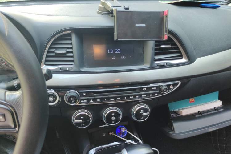 Used GAC Trumpchi GA6 2016 235T DCT Elite Edition
