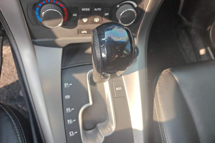 Used Chevrolet Captiva 2012 2.4L 4x4 Flagship Edition 7 Seats