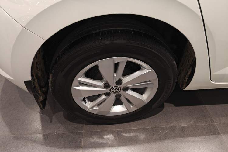 Used Volkswagen Polo 2019 Plus 1.5L Automatic Panoramic Enjoyment Edition Exterior 5