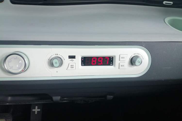 Used Wuling Hongguang MINIEV 2021 Macaron Premium Model – Lithium Iron Phosphate