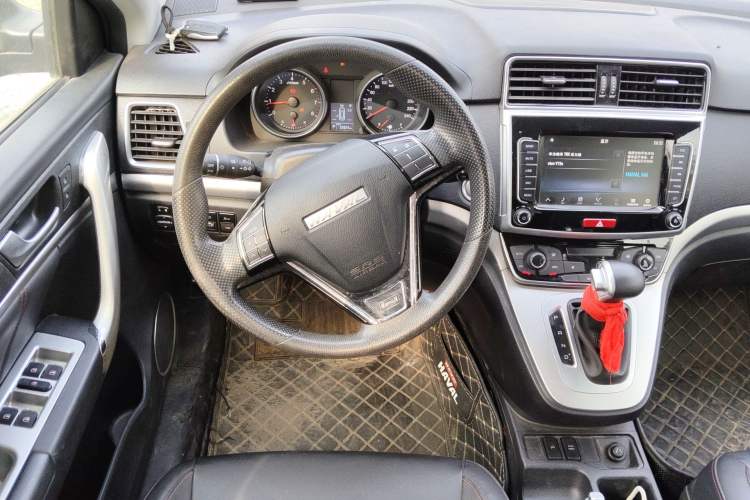 Used Haval M6 2019 1.5T DCT Two-Wheel Drive Value Edition China VI Standard Steering Wheel